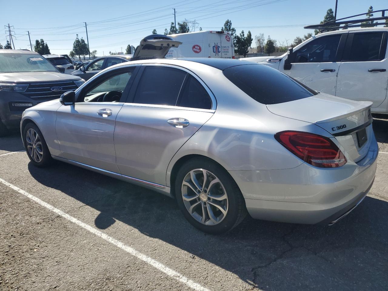 2016 Mercedes-Benz C 300 - Фото 2