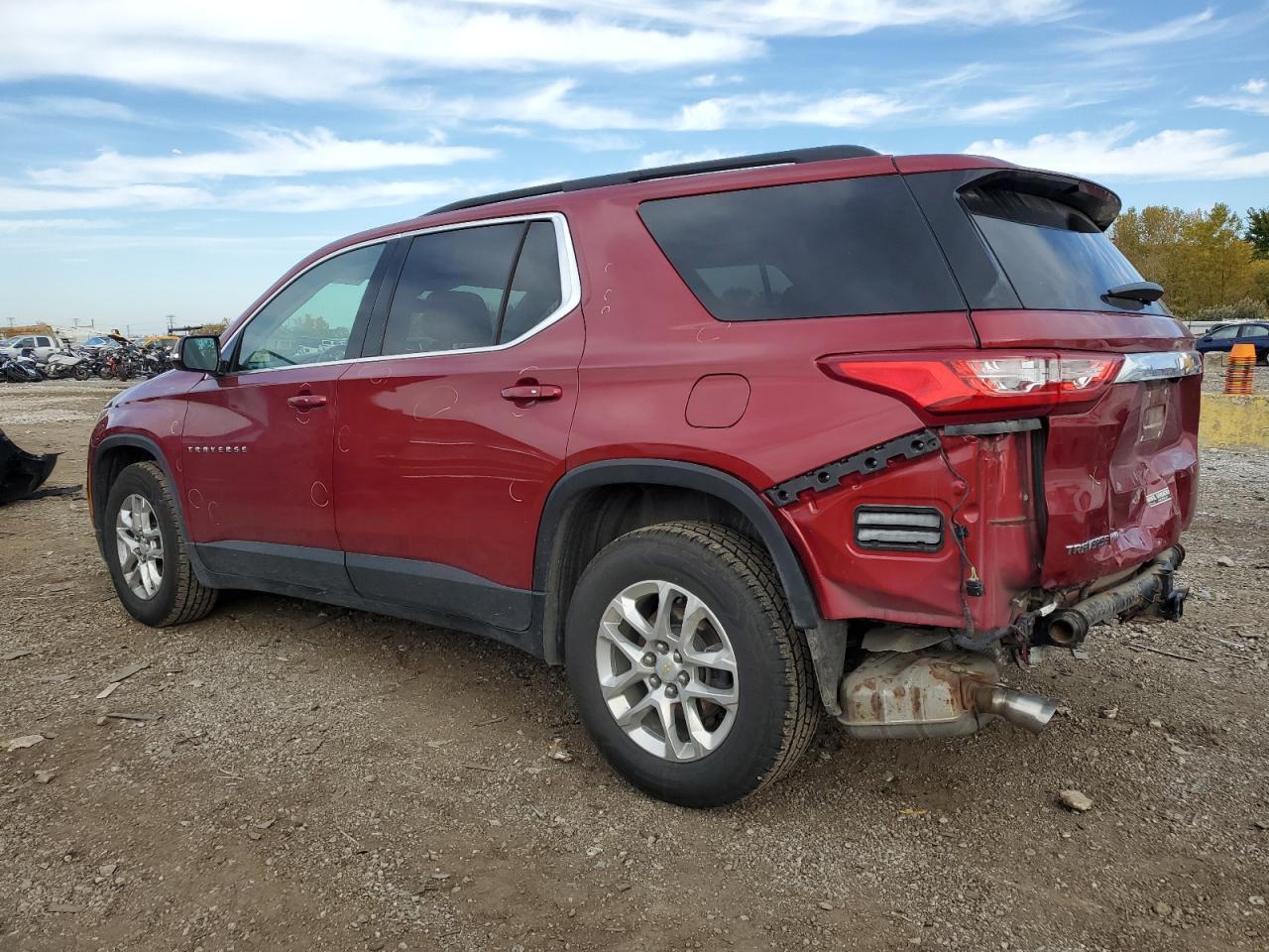 2020 Chevrolet Traverse Lt - Фото 2