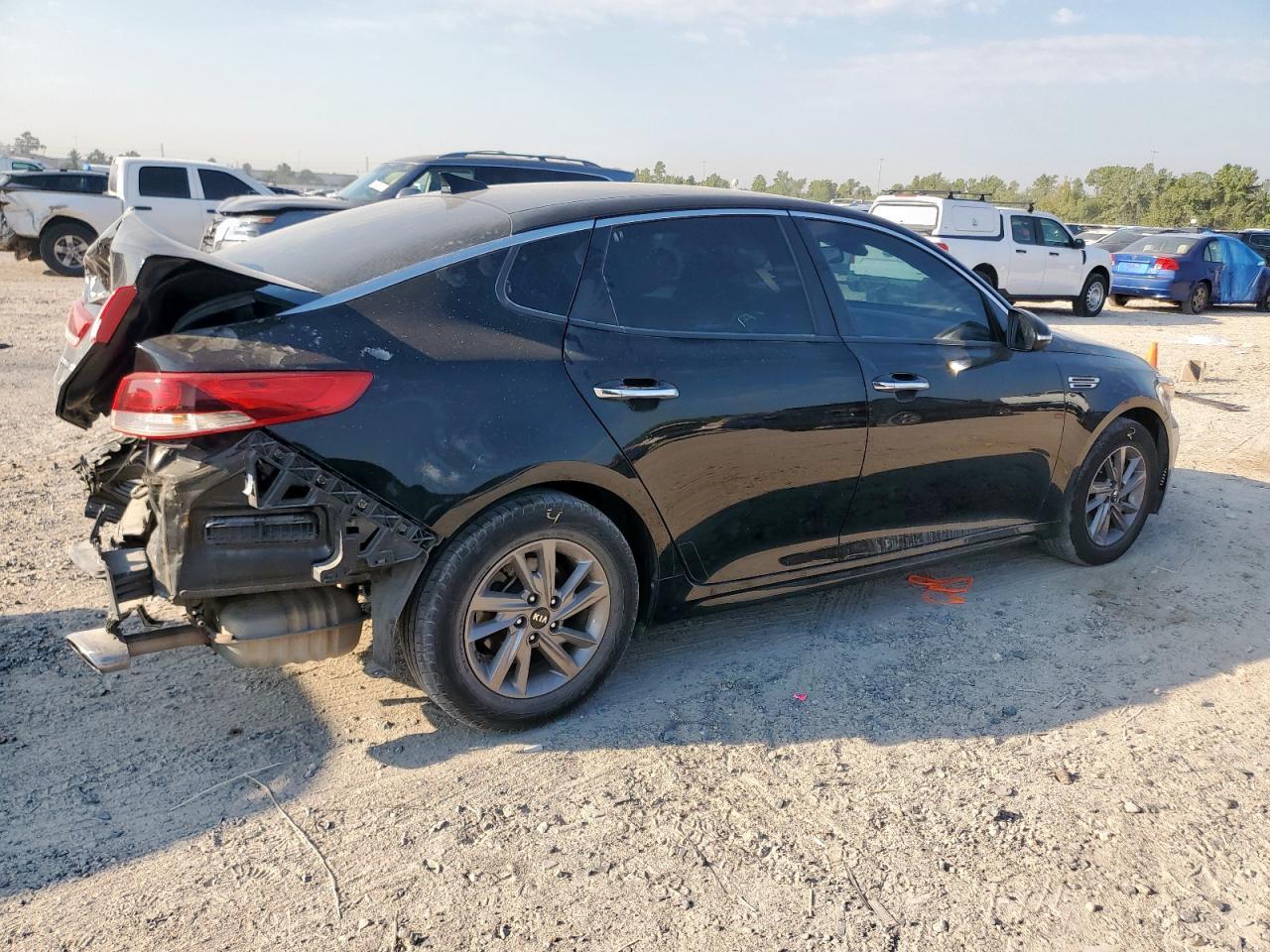2020 Kia Optima Lx - Image 3