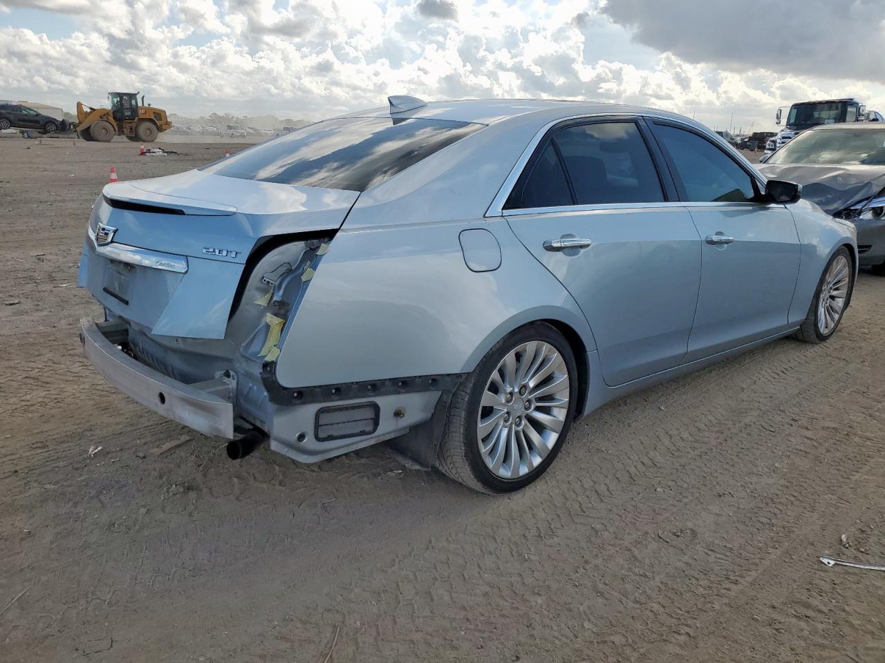 2017 Cadillac Cts Luxury - Image 3