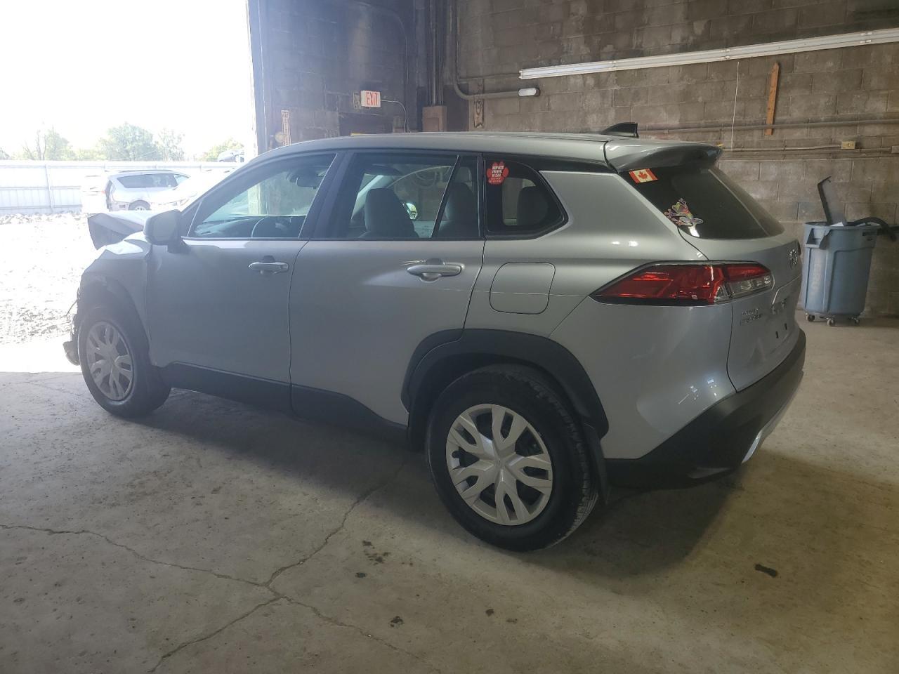 2024 Toyota Corolla Cross L - Фото 2