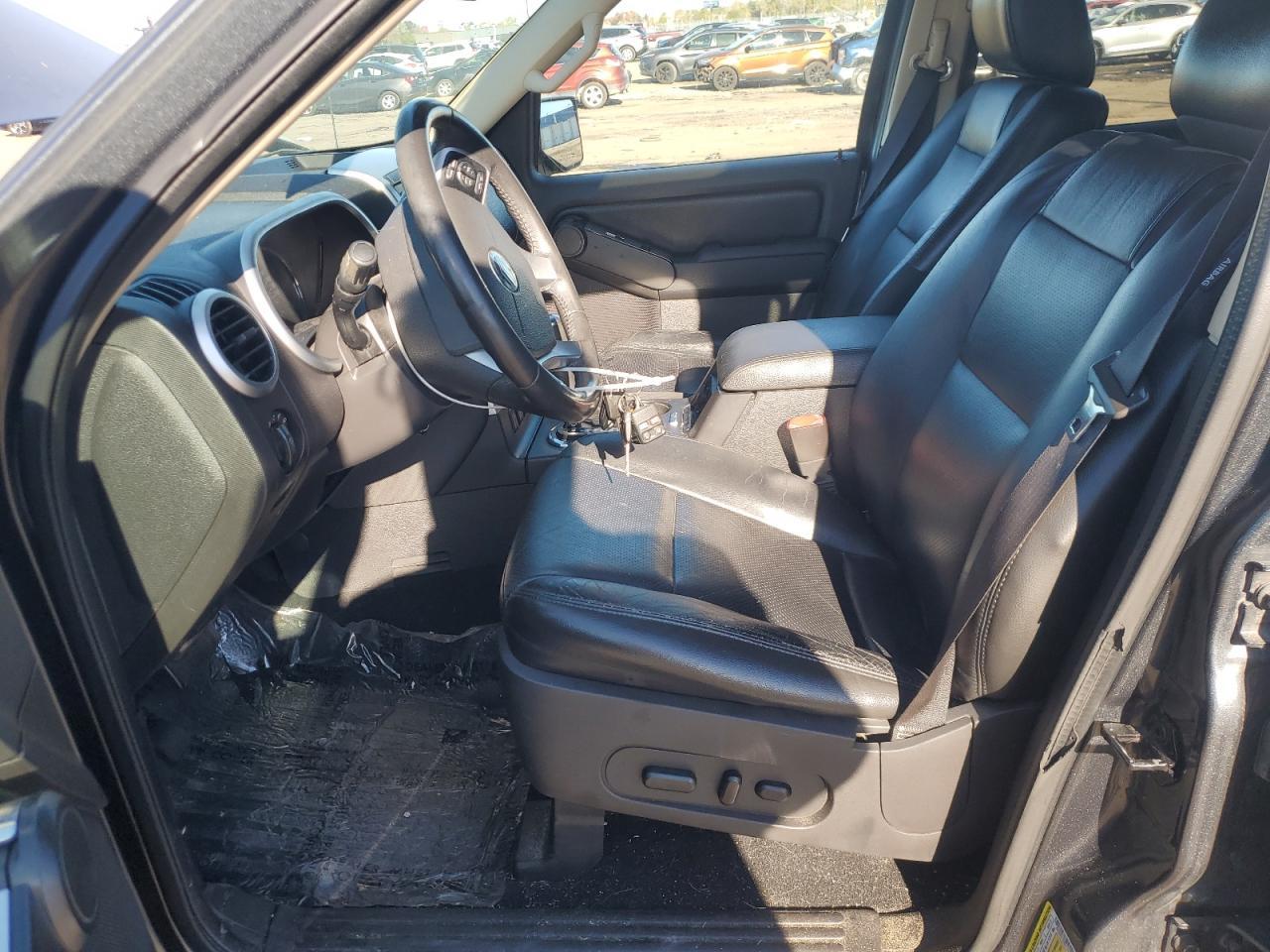 2010 Mercury Mountaineer Premier - Image 7