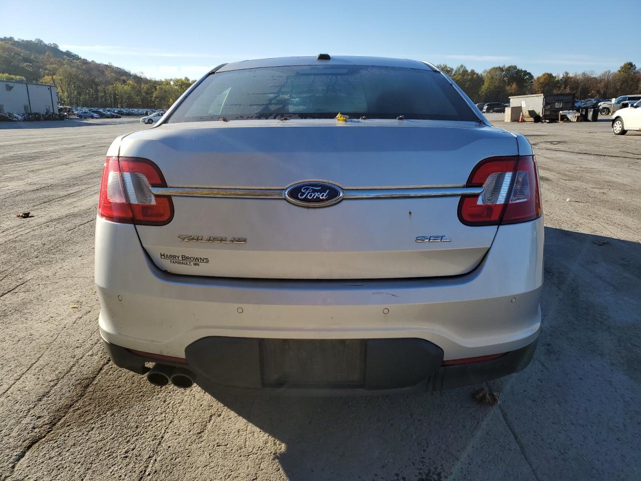 2011 Ford Taurus - Фото 6