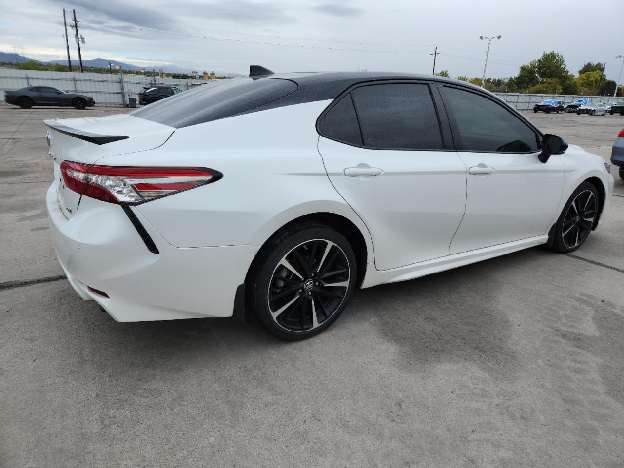 2019 Toyota Camry Xse - Image 3