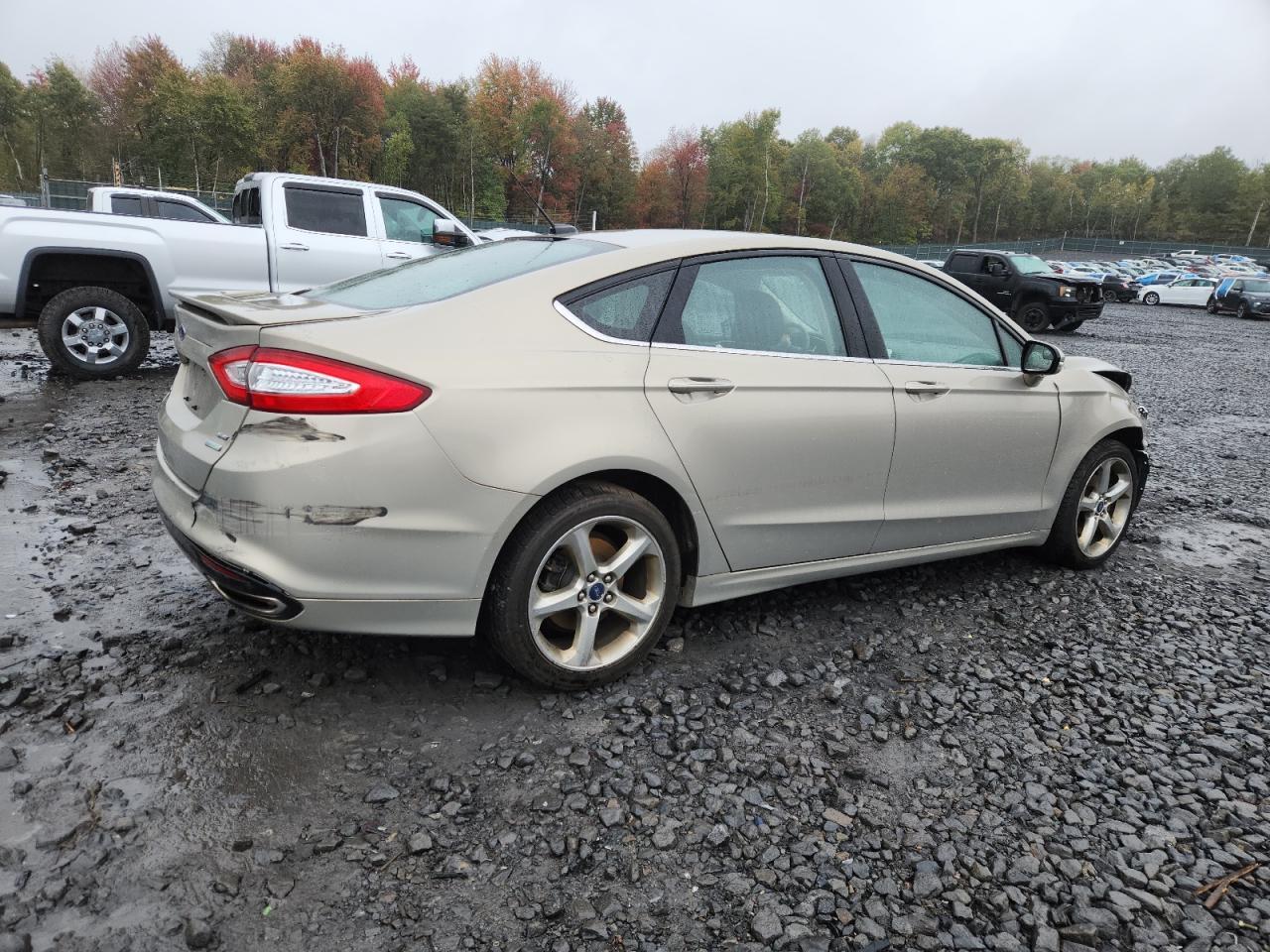 2015 Ford Fusion Se - Фото 3