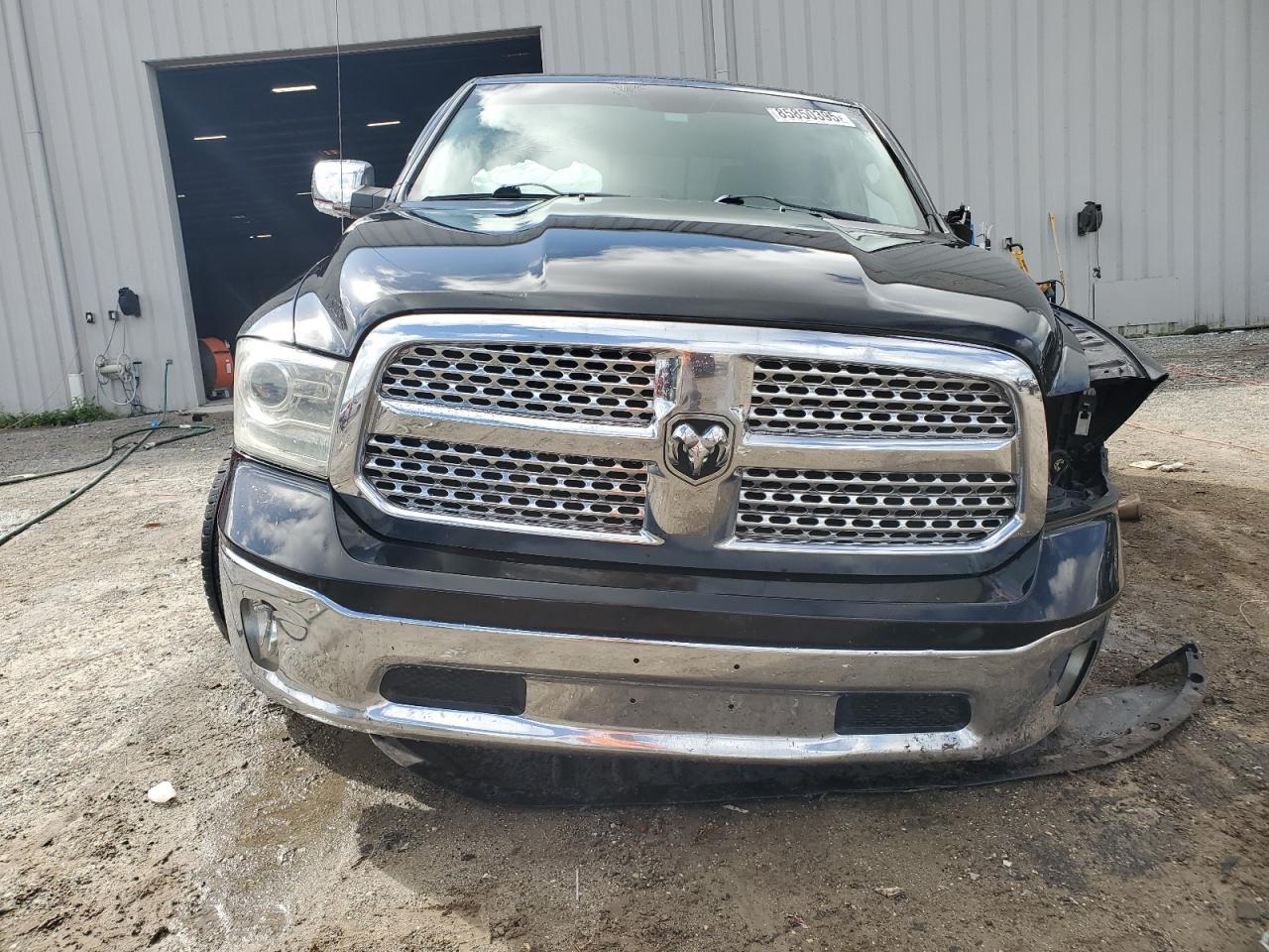 2015 Ram 1500 Laramie - Image 5