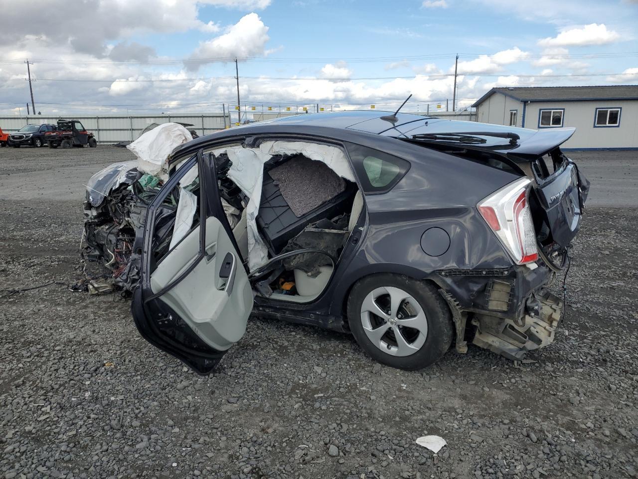 2013 Toyota Prius - Image 2