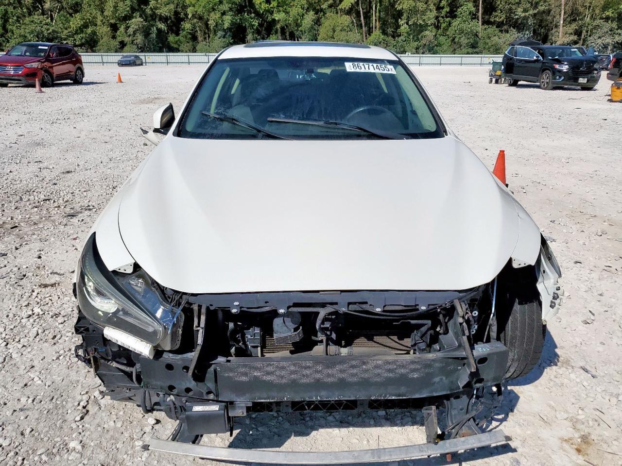 2018 Infiniti Q50 Luxe - Image 5