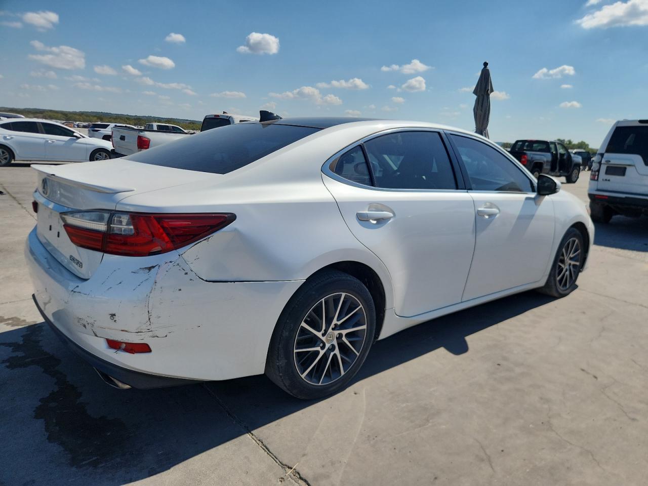 2016 Lexus Es 350 - Image 3