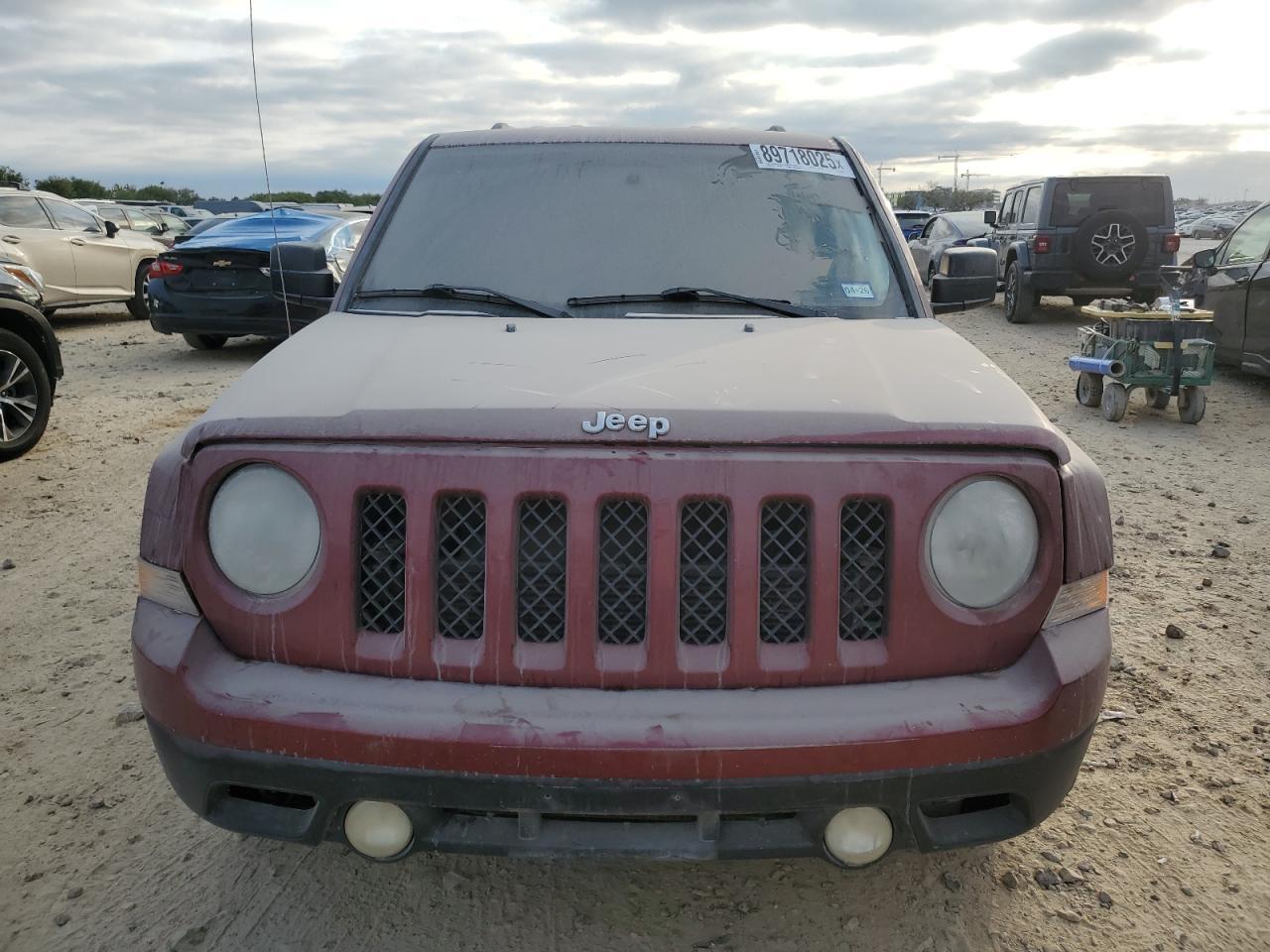 2012 Jeep Patriot Latitude - Фото 5