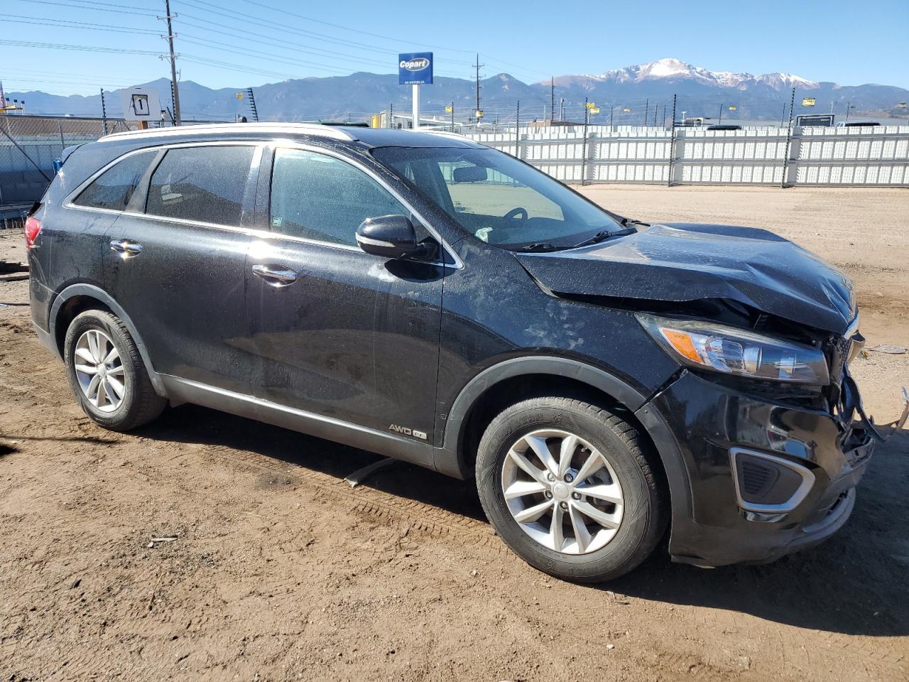 2017 Kia Sorento Lx - Image 4