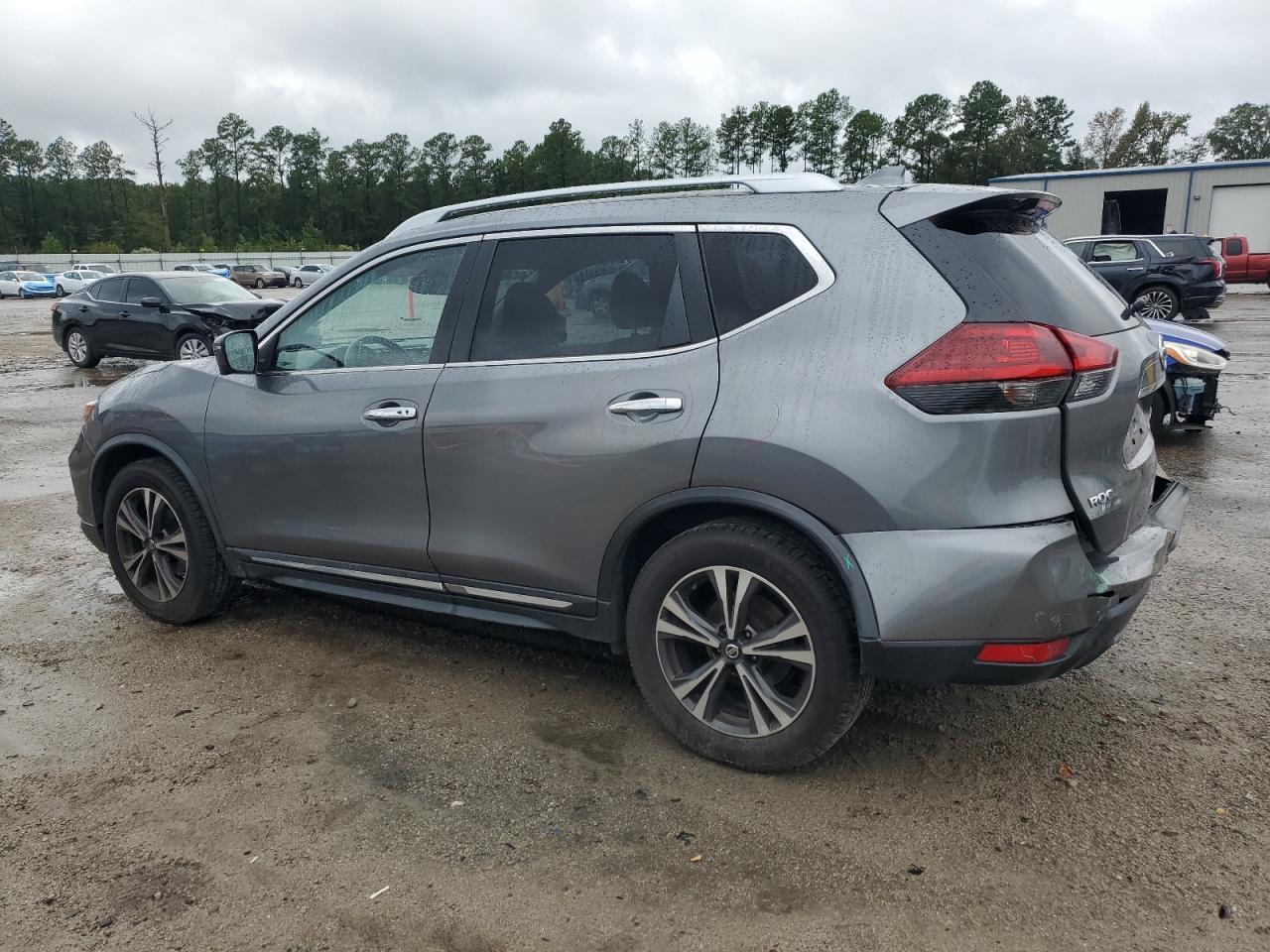 2018 Nissan Rogue S - Фото 2