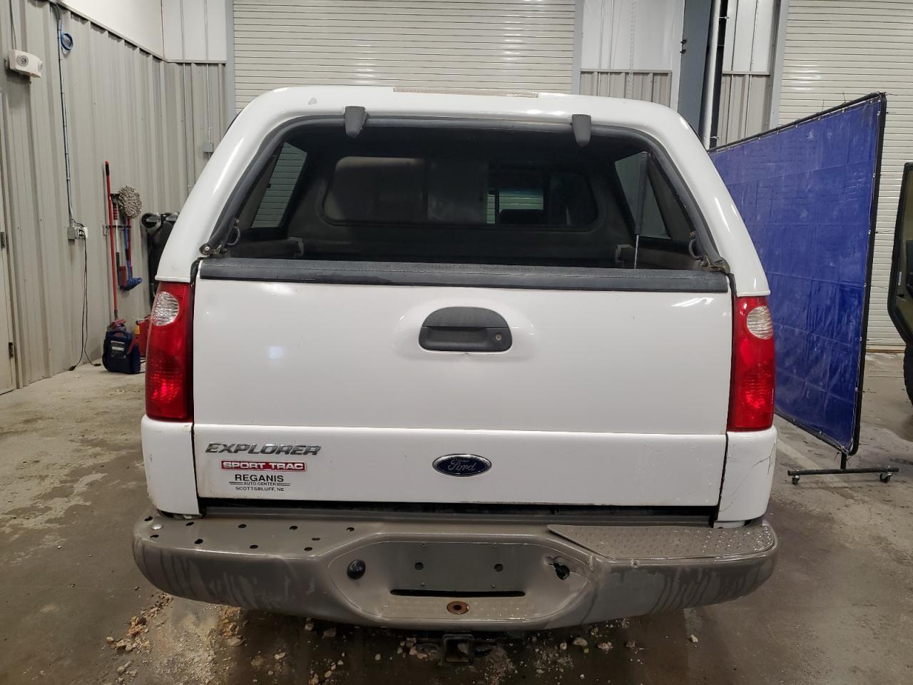 2001 Ford Explorer Sport Trac - Image 6