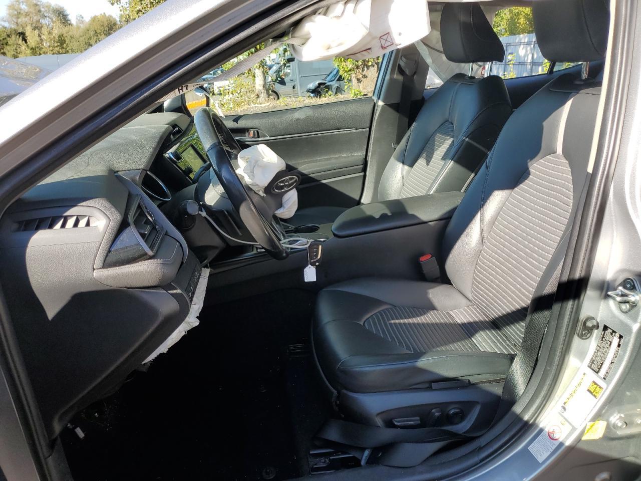2019 Toyota Camry L - Фото 7