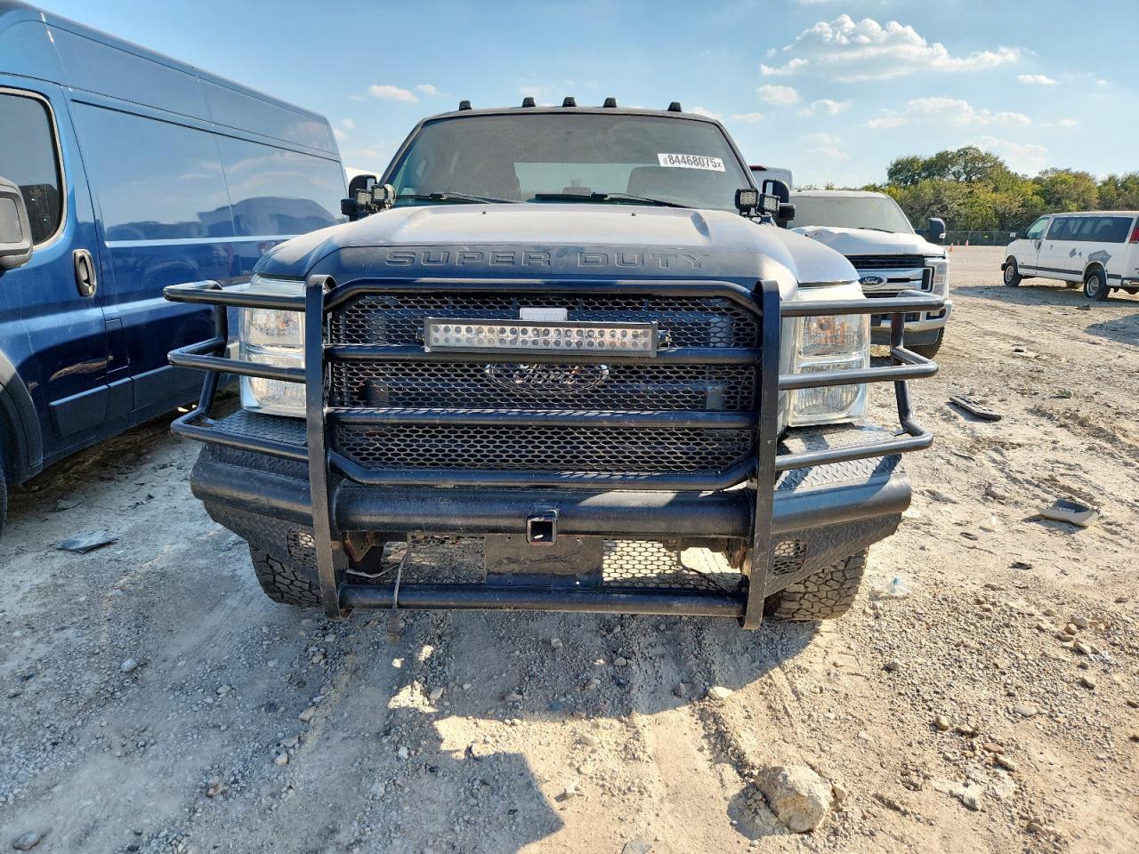 2015 Ford F250 Super Duty - Image 5
