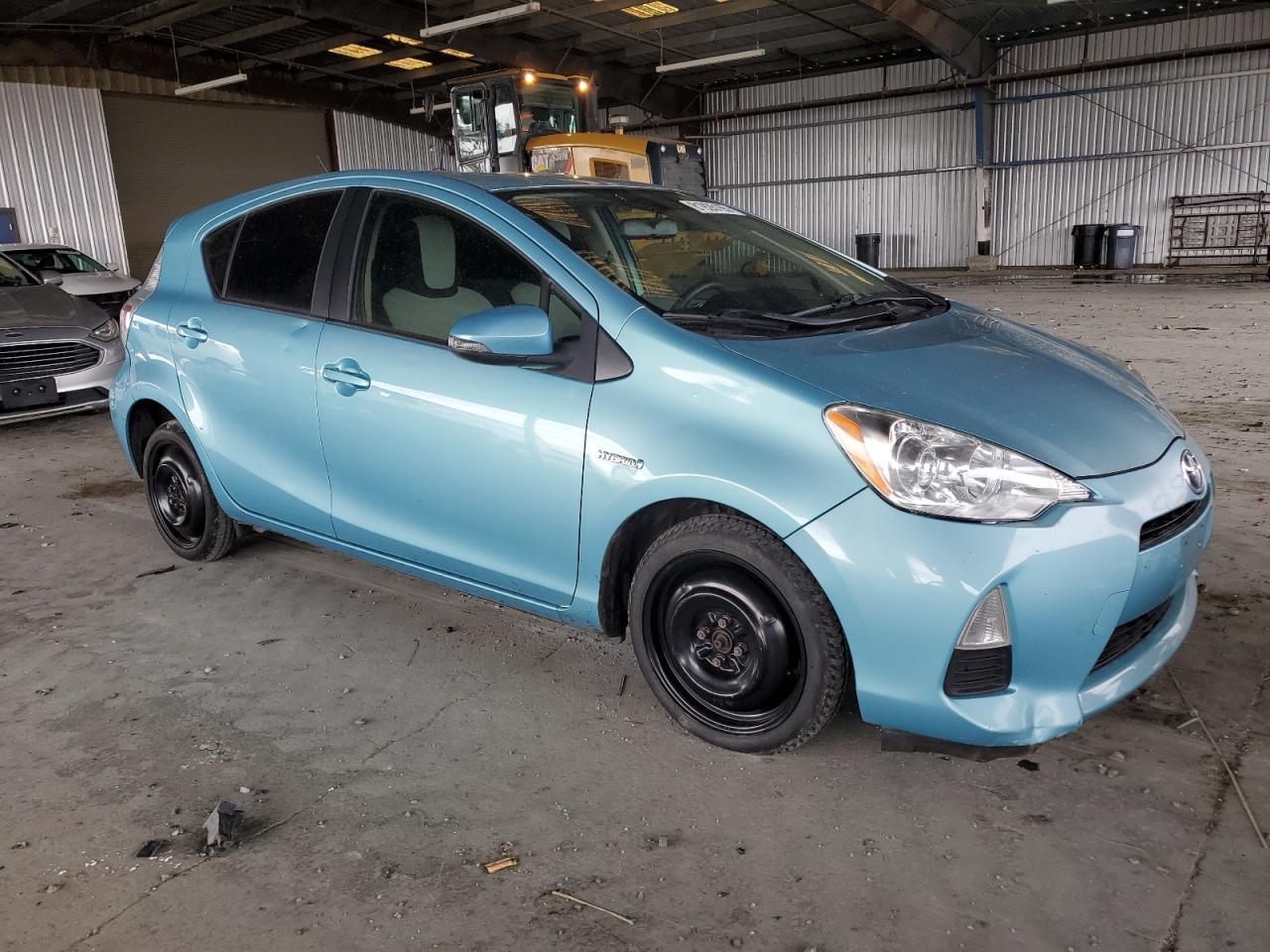 2013 Toyota Prius C - Фото 4