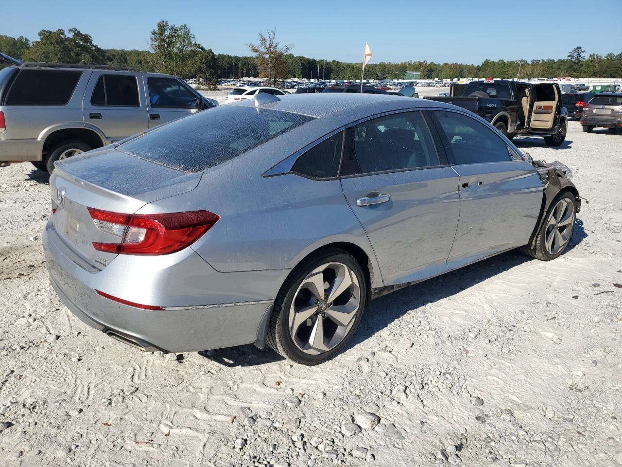 2018 Honda Accord Touring - Фото 3