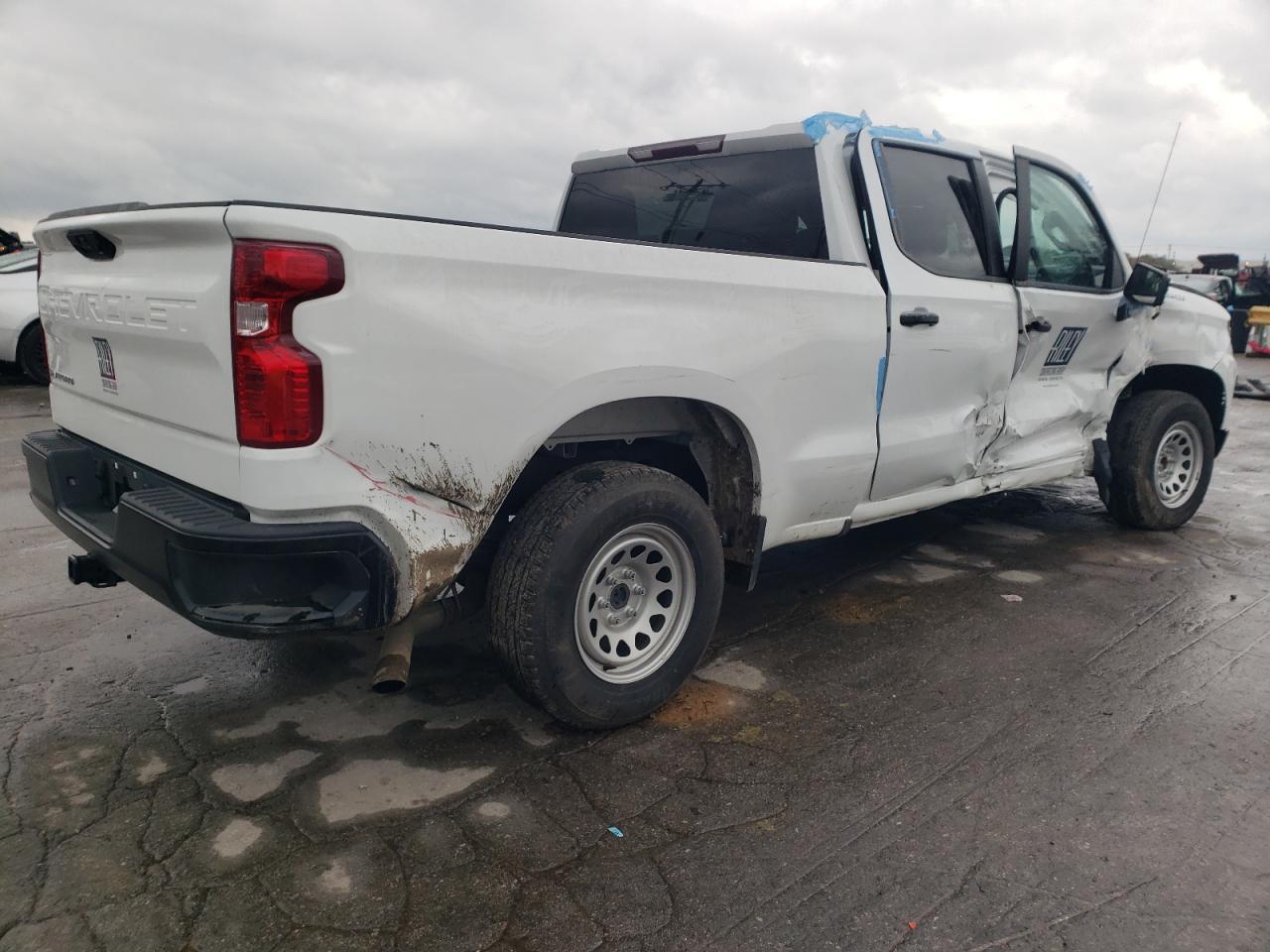 2024 Chevrolet Silverado C1500 - Фото 3