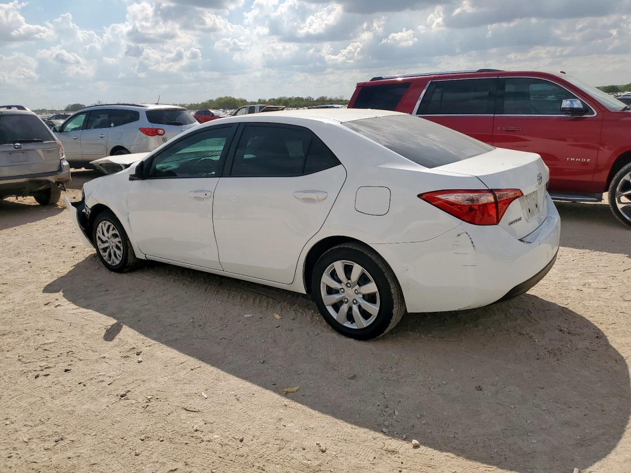 2018 Toyota Corolla L - Фото 2