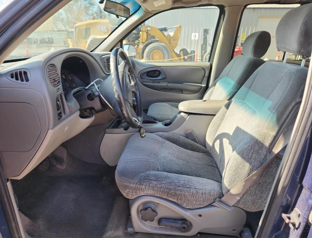 2003 Chevrolet Trailblazer - Image 7