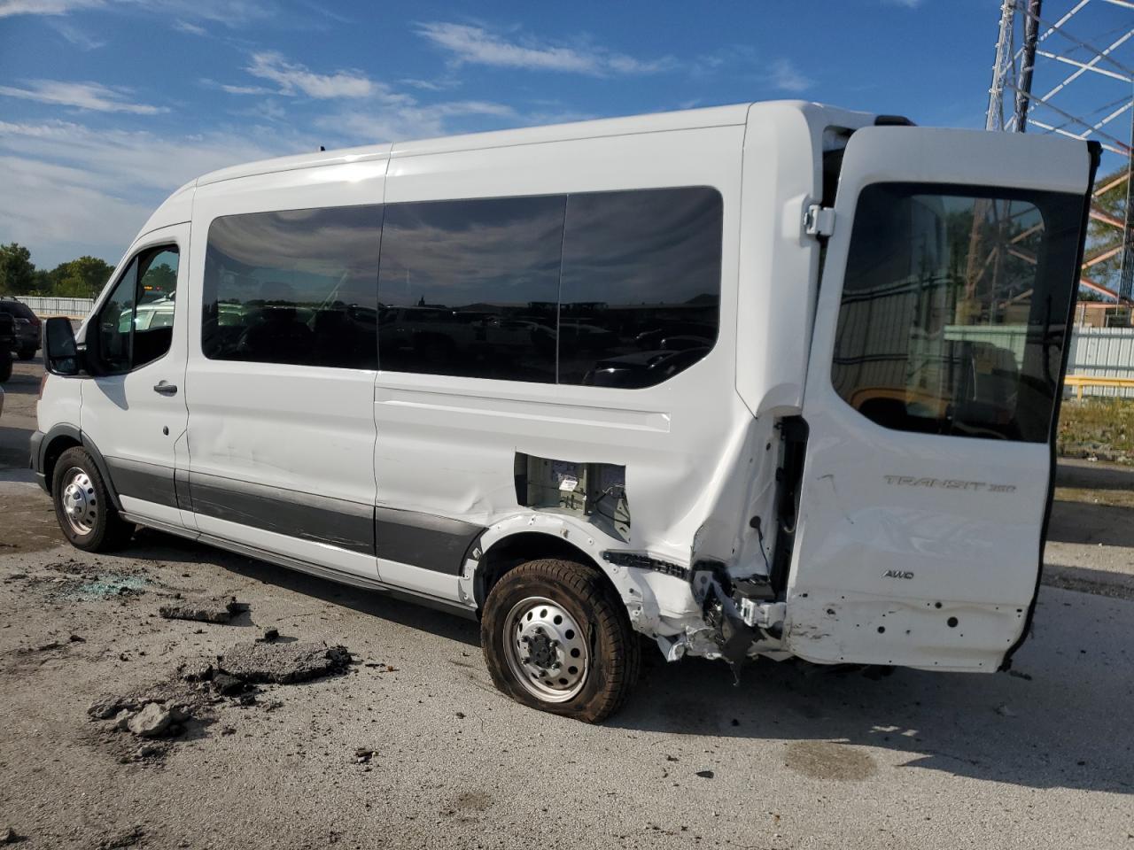 2025 Ford Transit T-350 - Фото 2