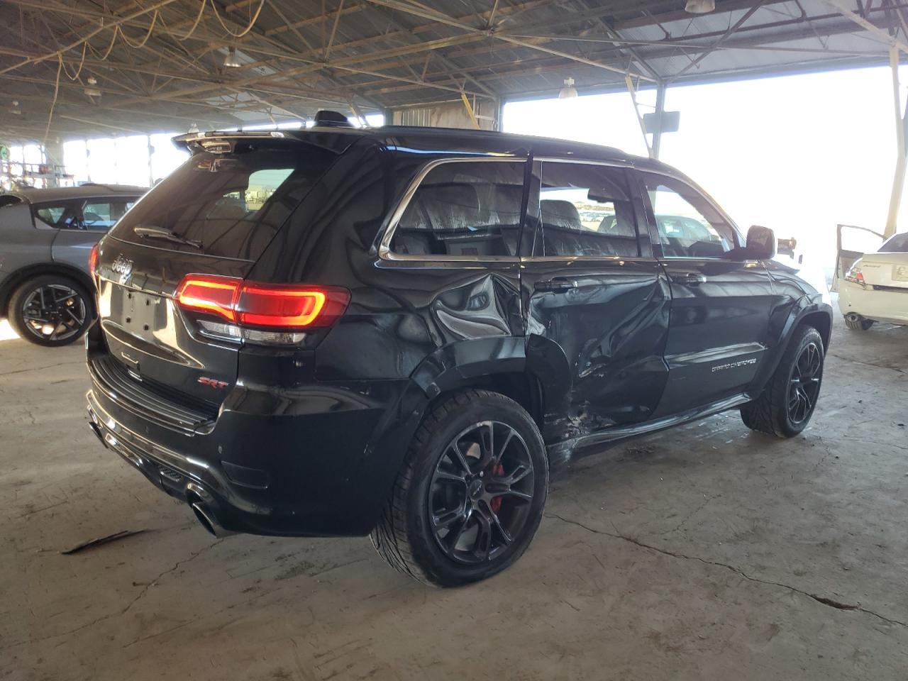 2014 Jeep Grand Cherokee Srt-8 - Image 3