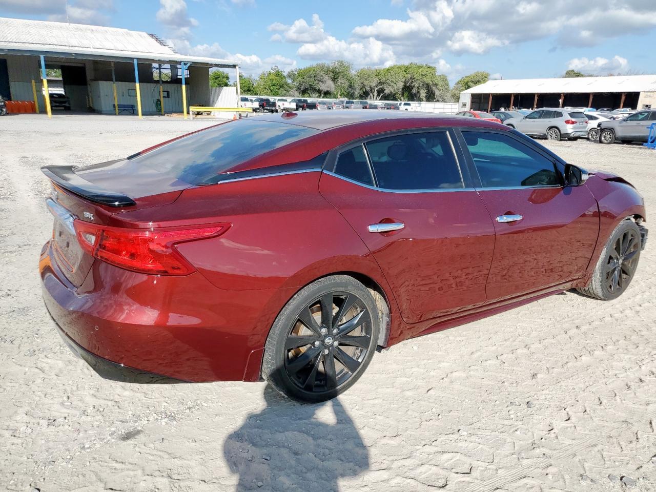 2017 Nissan Maxima 3.5S - Фото 3