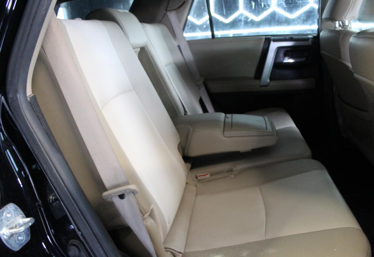 2018 Toyota 4Runner Sr5/Sr5 Premium - Image 6