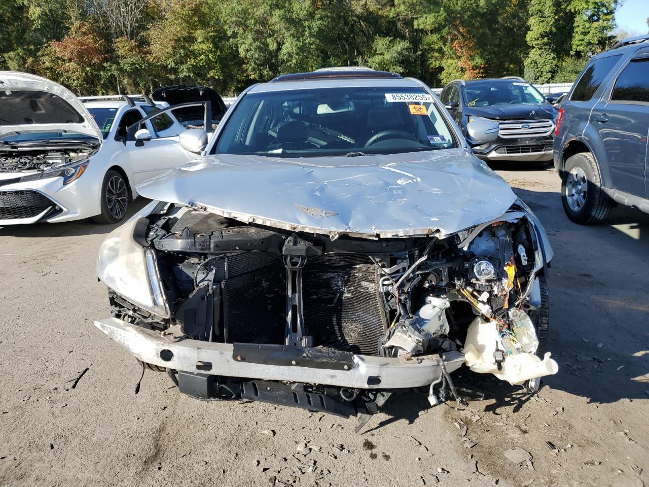 2013 Hyundai Genesis 3.8L - Фото 5