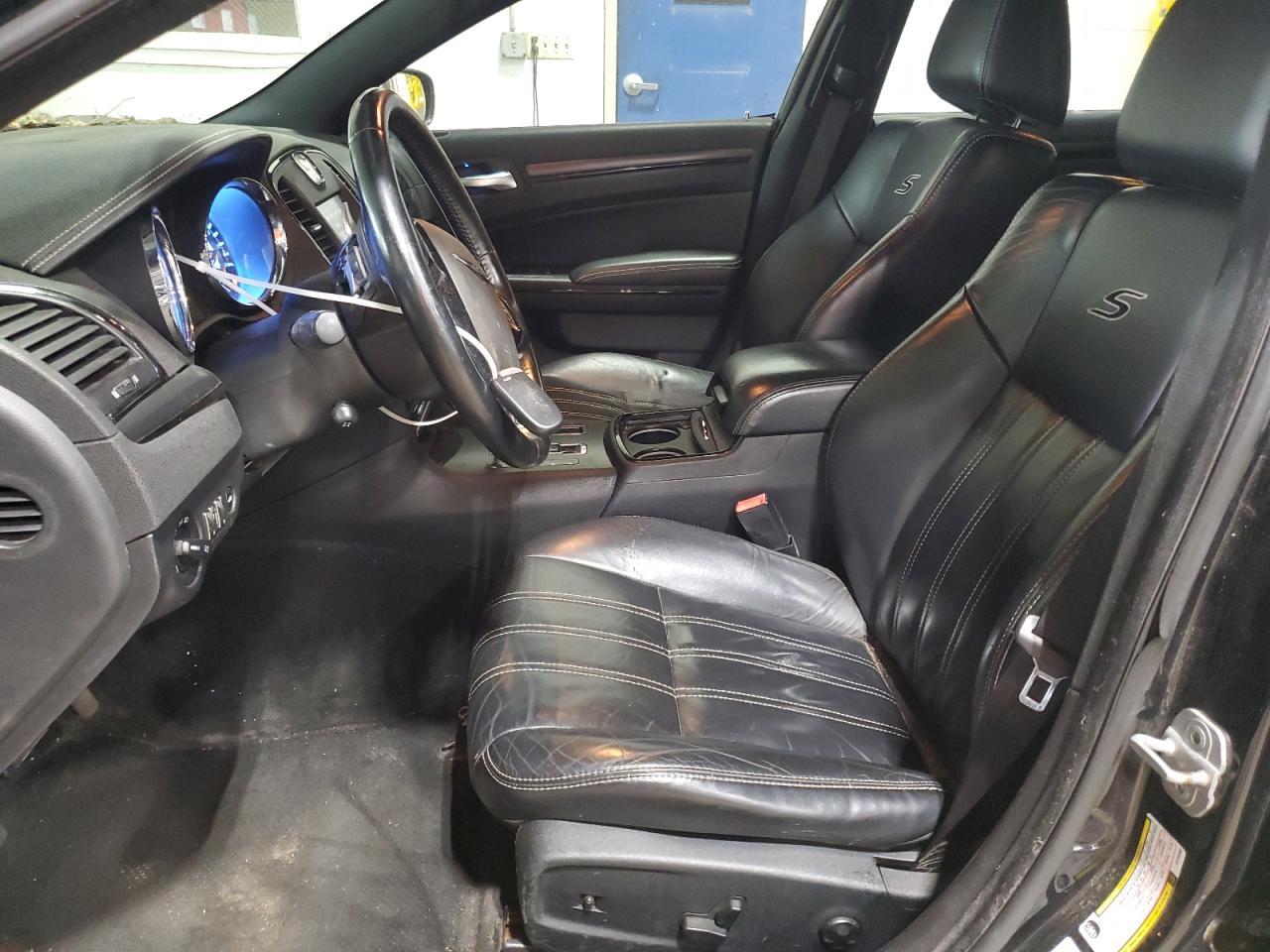 2012 Chrysler 300 S - Image 7