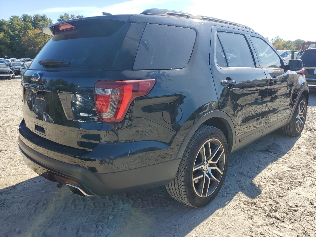 2016 Ford Explorer Sport - Фото 3