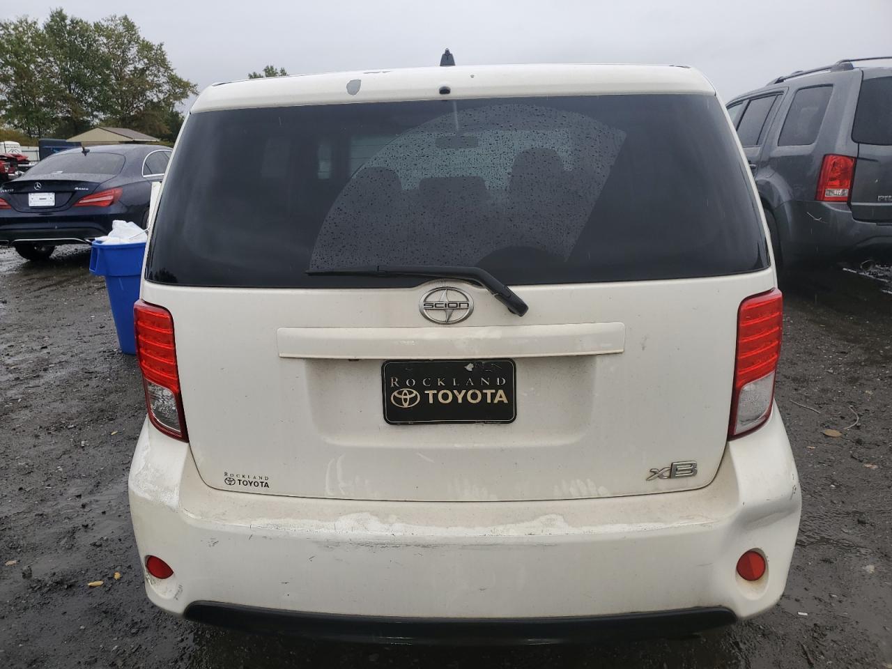 2015 Scion Xb Base - Image 6