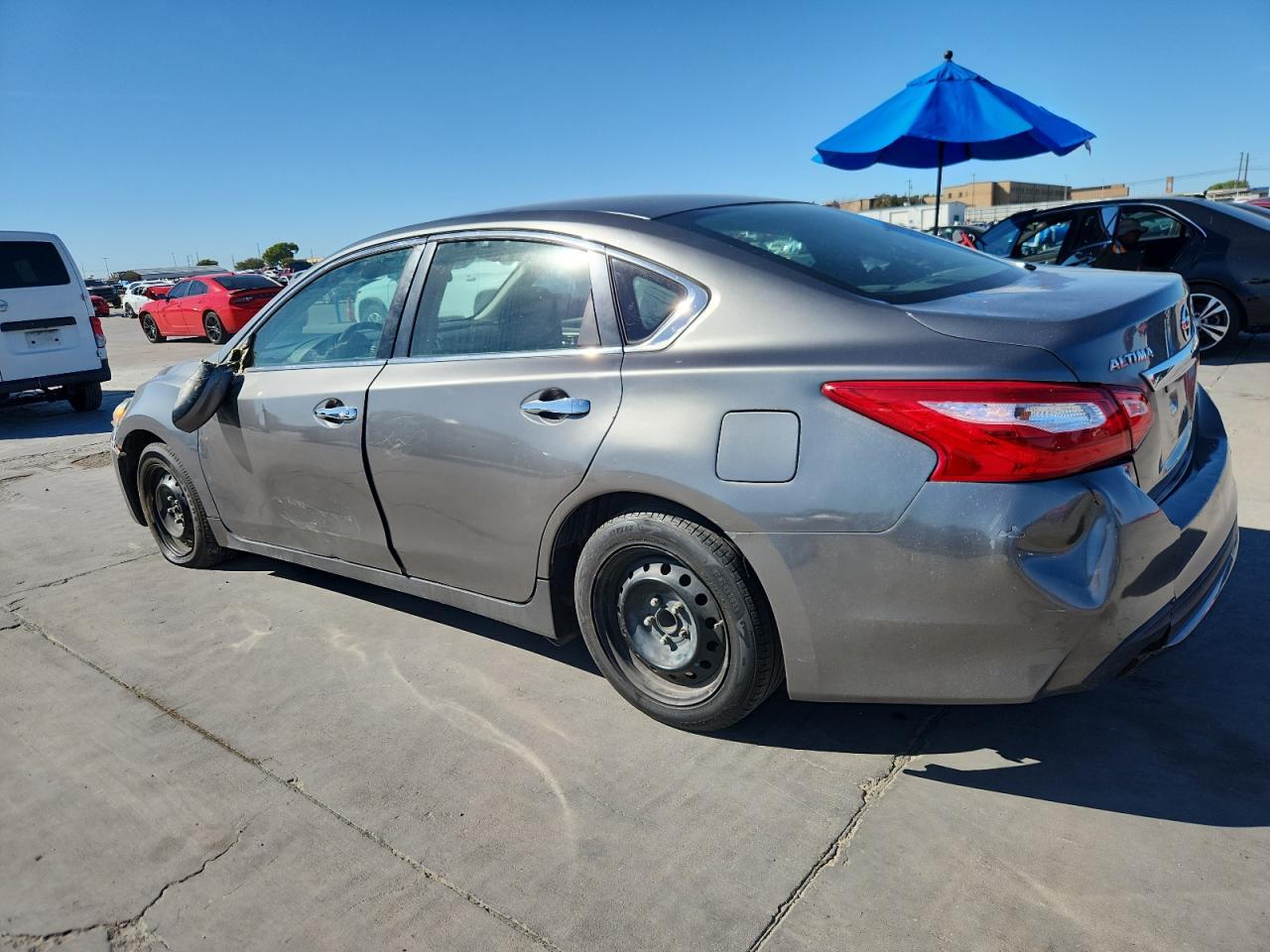 2017 Nissan Altima 2.5 - Image 2