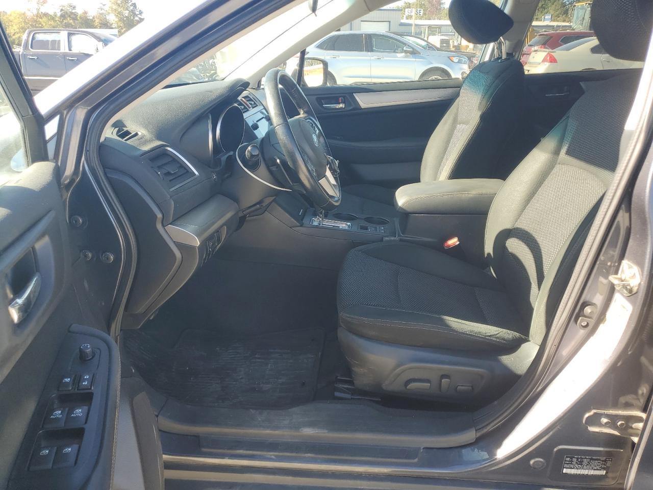 2016 Subaru Outback 2.5I Premium - Image 7