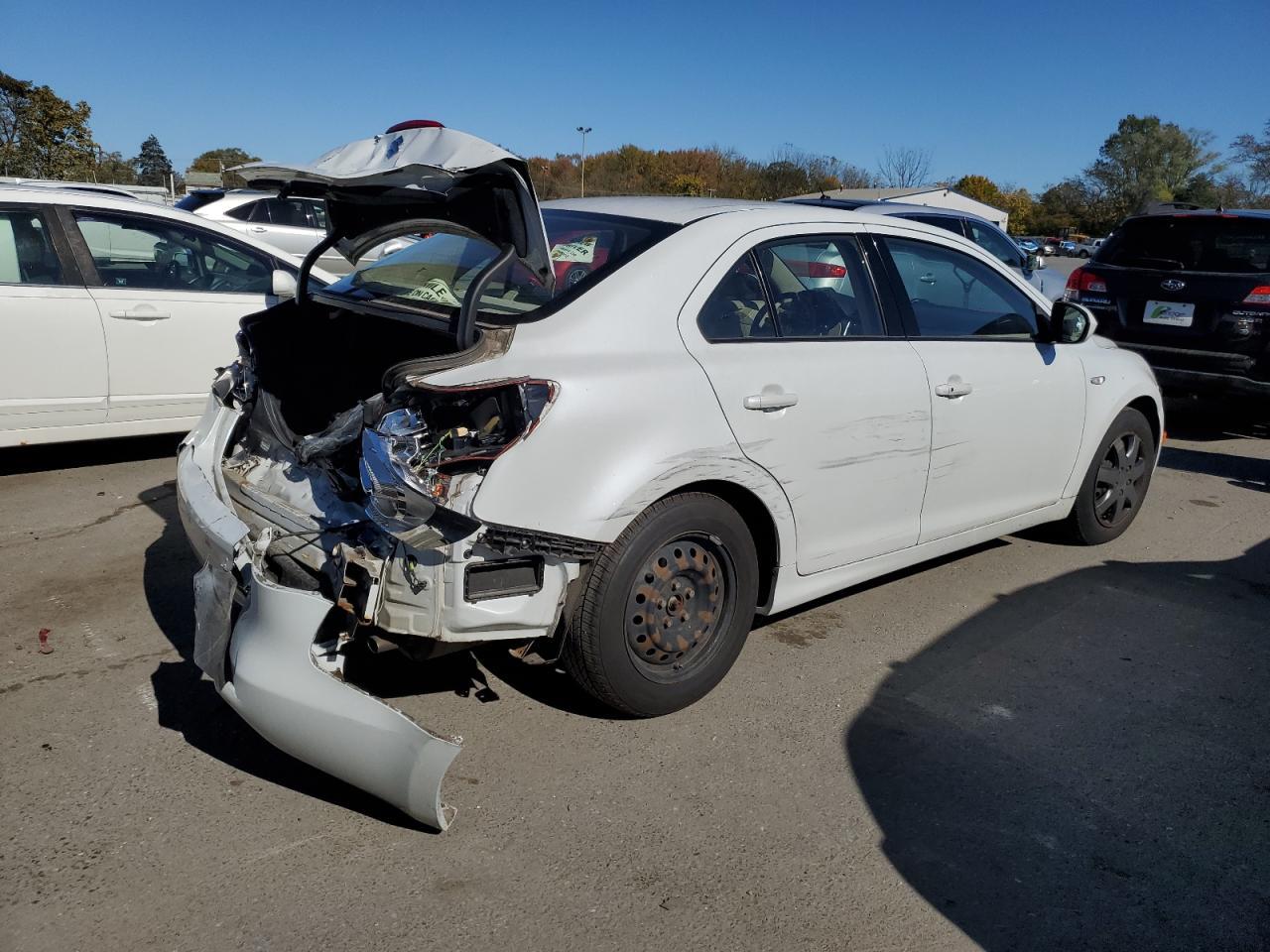 2010 Suzuki Kizashi S - Фото 3