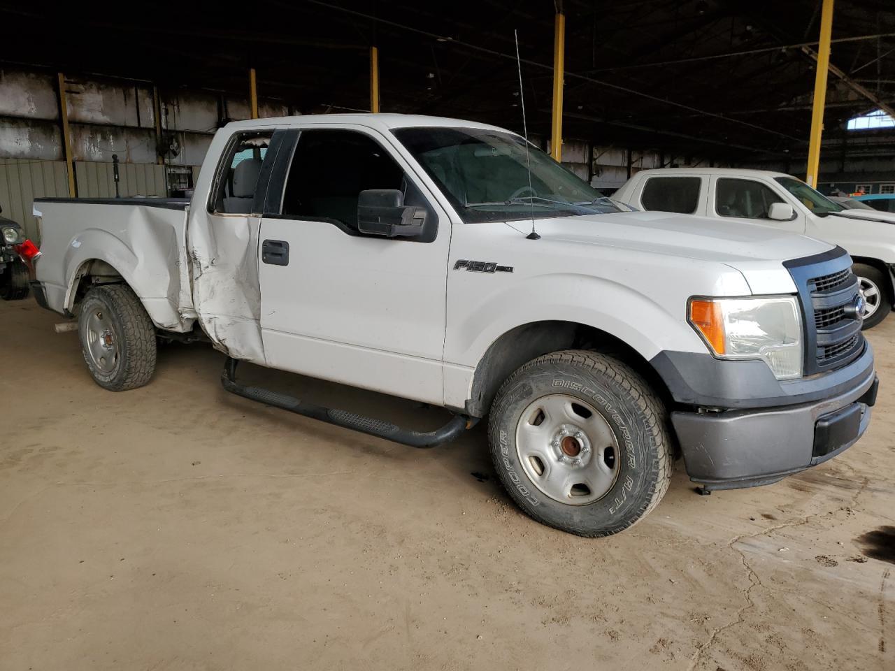 2014 Ford F150 Super Cab - Фото 4