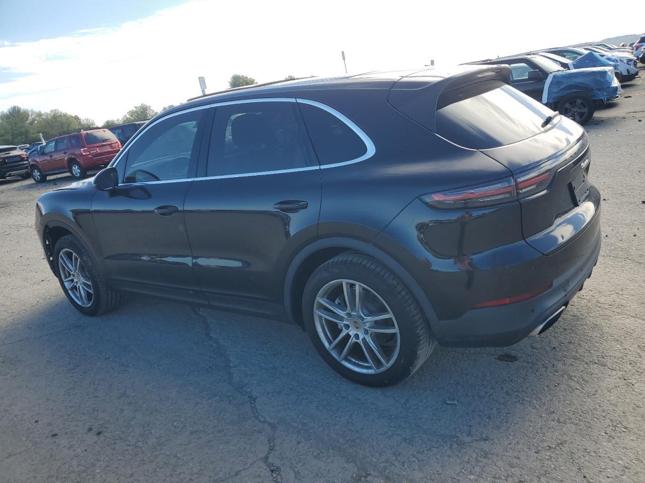 2019 Porsche Cayenne - Фото 2