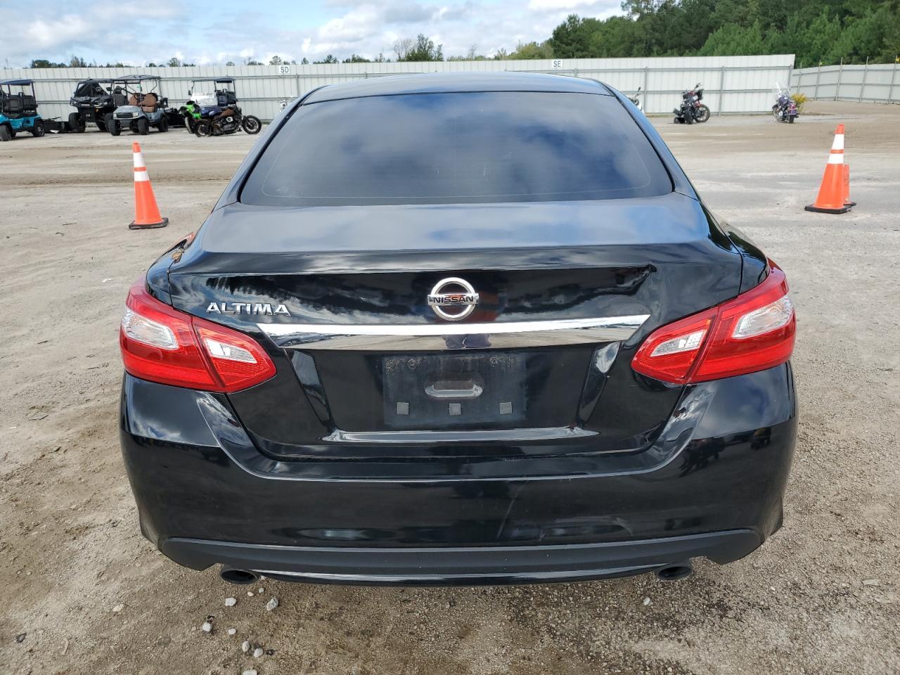 2016 Nissan Altima 2.5 - Image 6