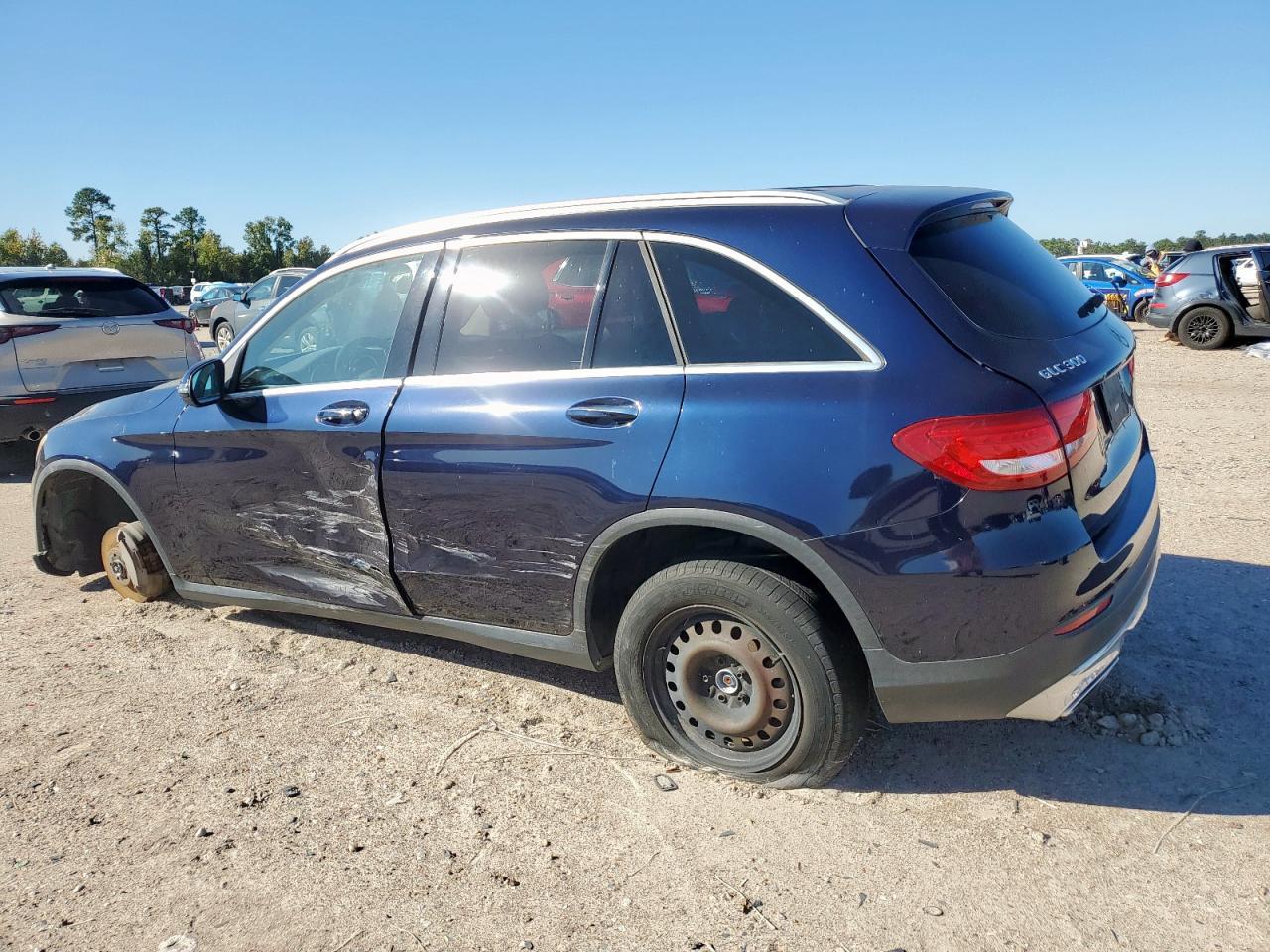 2016 Mercedes-Benz Glc 300 4Matic - Фото 2