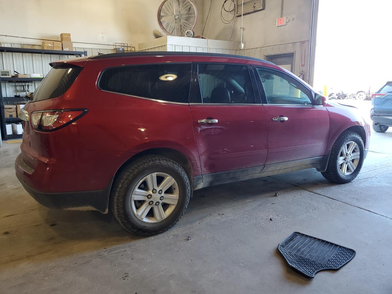 2014 Chevrolet Traverse Lt - Image 3