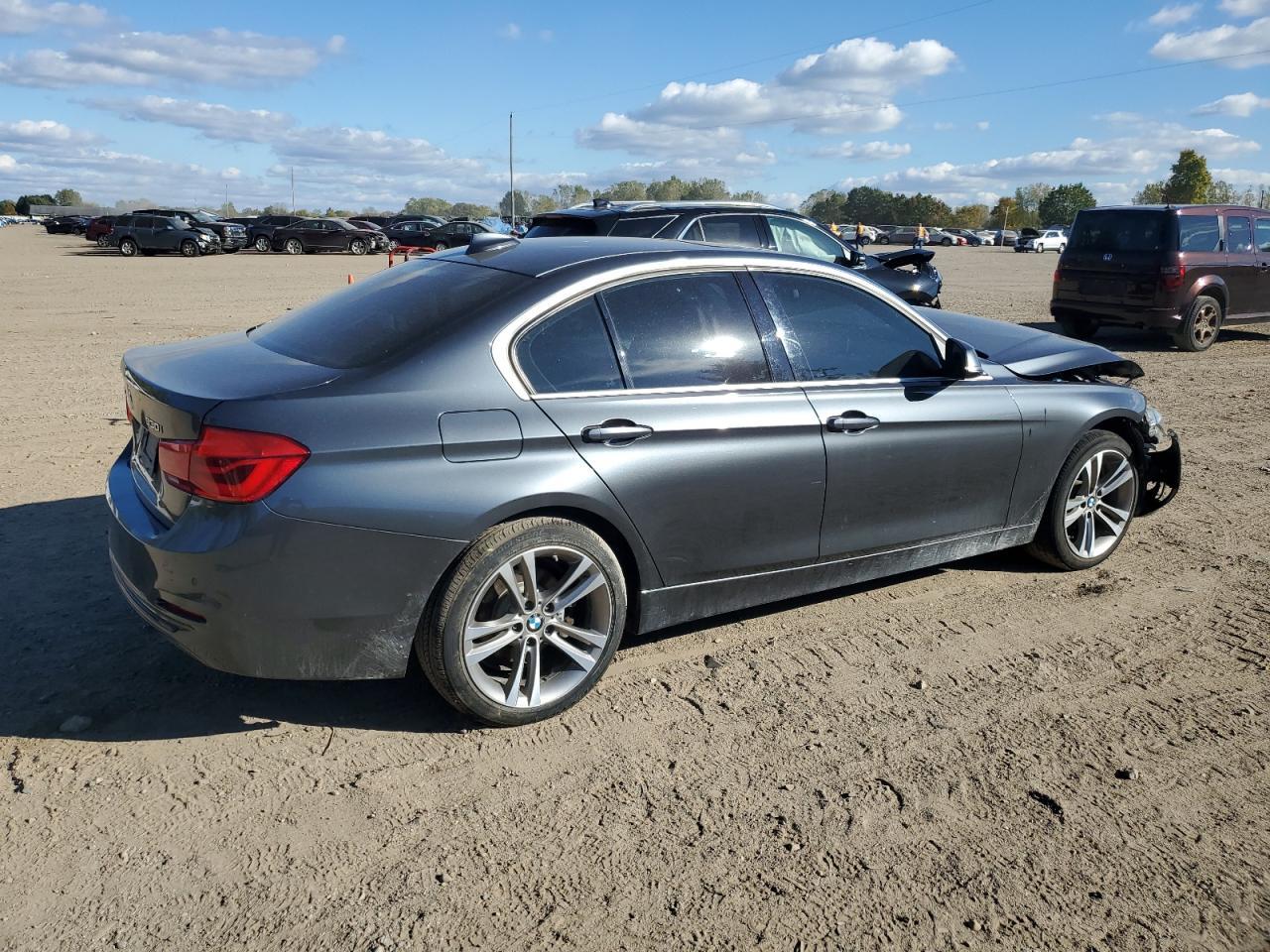 2017 BMW 330 Xi - Image 3
