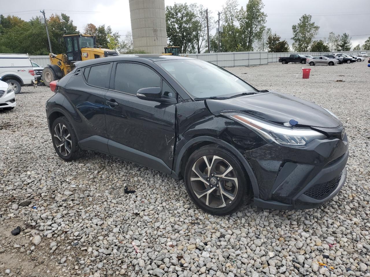 2020 Toyota C-Hr Xle - Фото 4