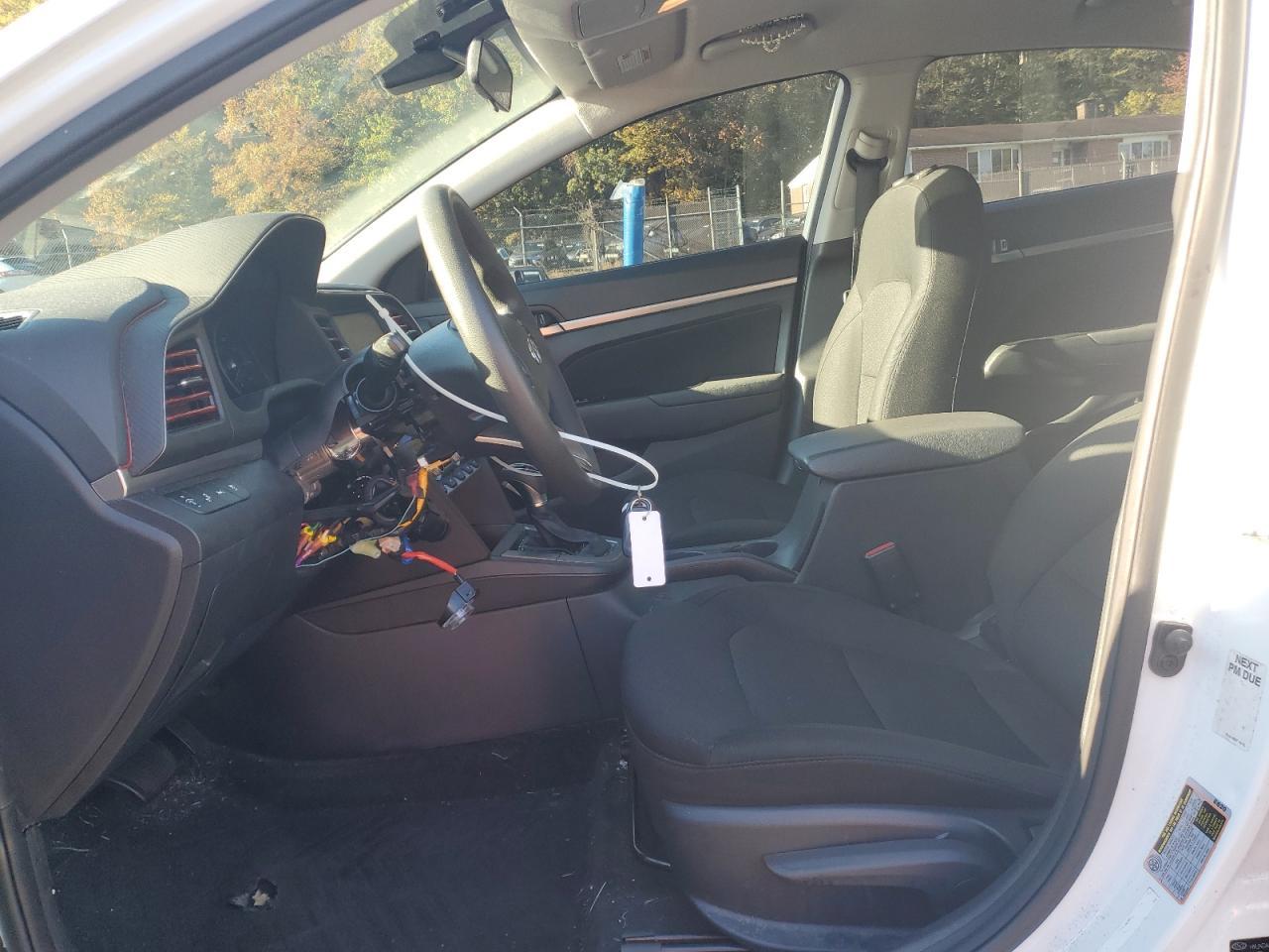 2020 Hyundai Elantra Sel - Фото 7