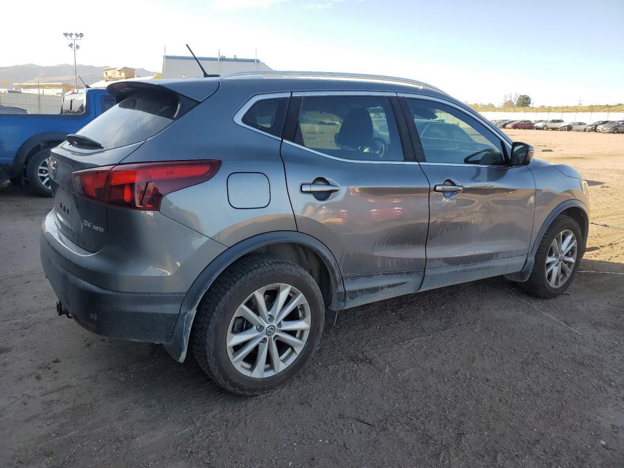 2019 Nissan Rogue Sport S - Фото 3