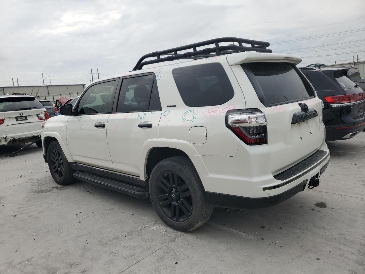 2020 Toyota 4Runner Sr5/Sr5 Premium - Image 2
