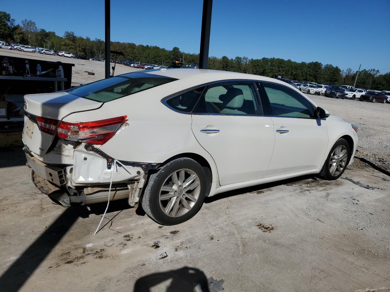 2014 Toyota Avalon Base - Image 3