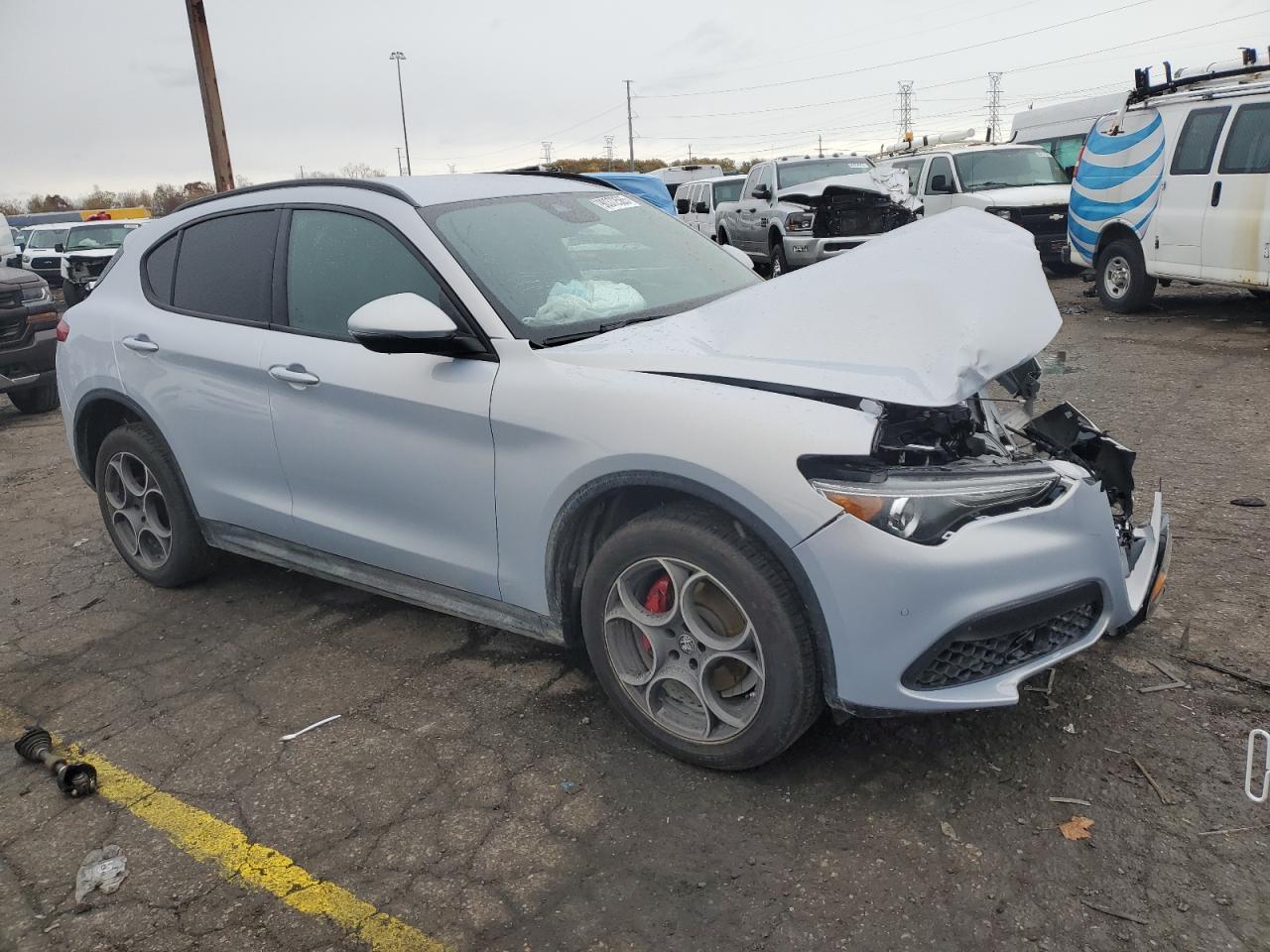 2022 Alfa Romeo Stelvio - Фото 4