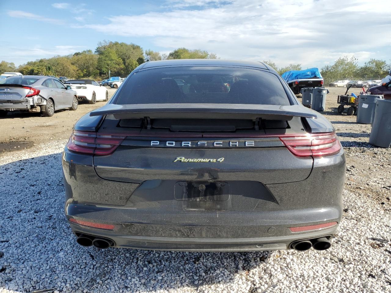 2018 Porsche Panamera 4 E-Hybrid - Фото 6