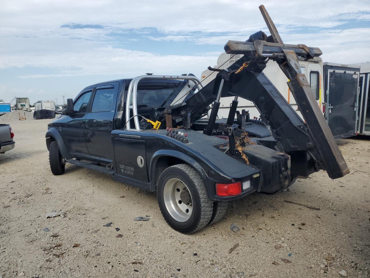 2012 Dodge Ram 5500 St - Фото 2