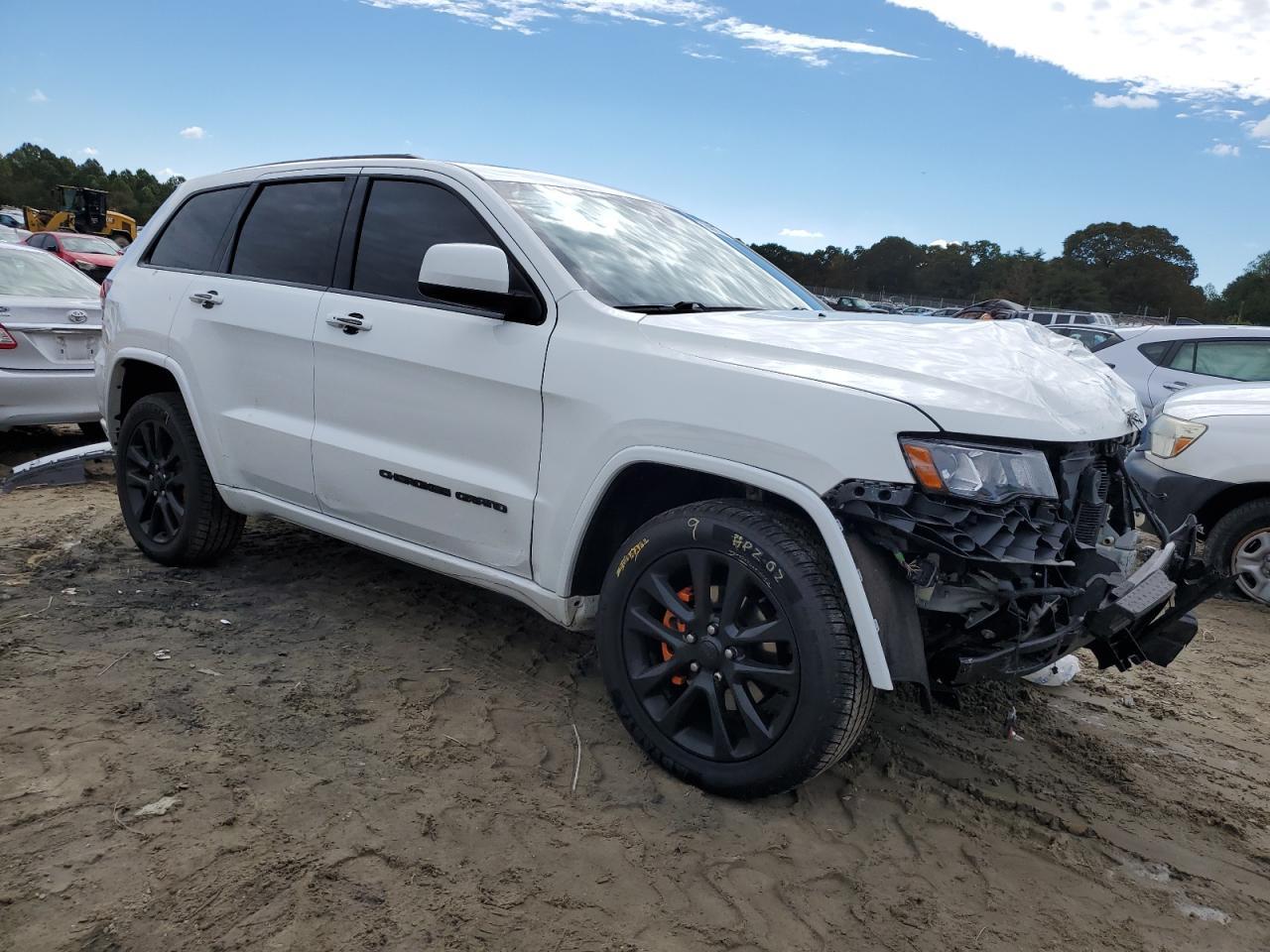 2018 Jeep Grand Cherokee Laredo - Фото 4